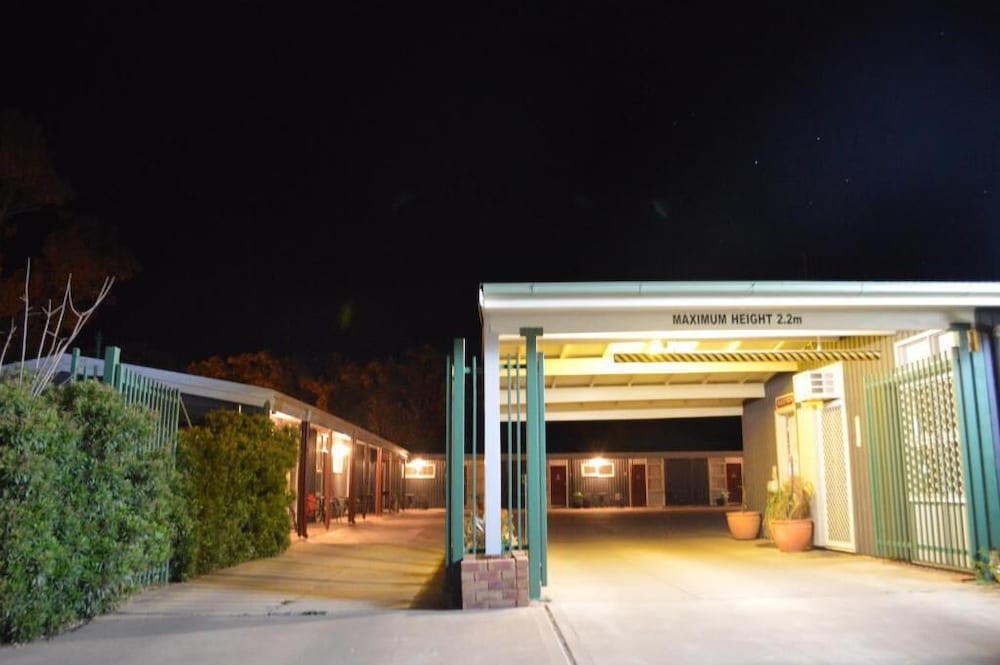 Walgett NSW Holiday Adelaide
