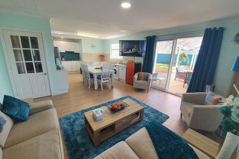 Palm Beach Guest House - Holiday Adelaide 4