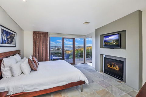 Hearns Beachside Villa 4 - Holiday Adelaide 7