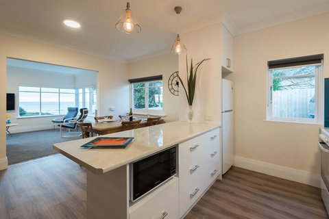 Sunrise At Penguin - Holiday Adelaide 7