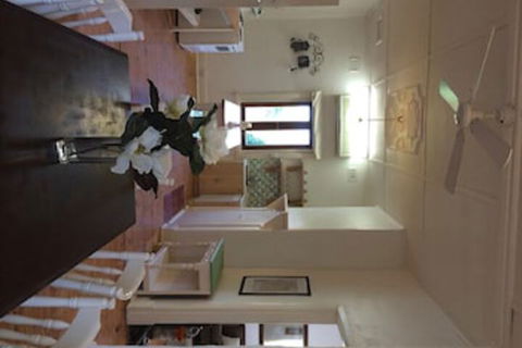 Bella Cosa Bed & Breakfast - Holiday Adelaide 1