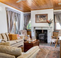 Reillys Wines Heritage Cottages - Holiday Adelaide