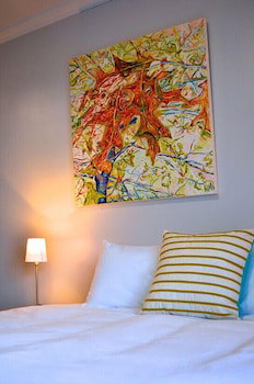 Mansfield Apartments - Holiday Adelaide 2