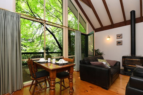 Cambridge Cottages Bed & Breakfast - Holiday Adelaide 2
