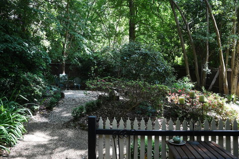 Cambridge Cottages Bed & Breakfast - Holiday Adelaide 3