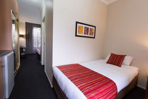Barkly Motorlodge - Holiday Adelaide 5
