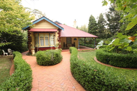 Varenna - Holiday Adelaide 0