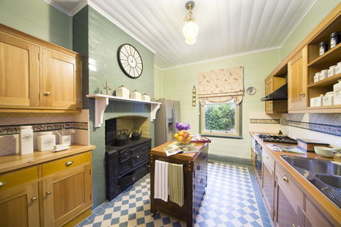 Varenna - Holiday Adelaide 5