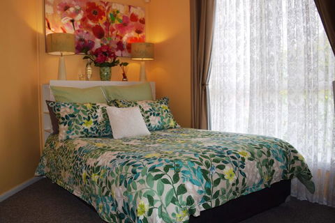 Cutmore Cottages Bagala Bungalow - Holiday Adelaide 2