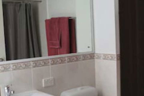 Goulburn Motor Inn - Holiday Adelaide 4