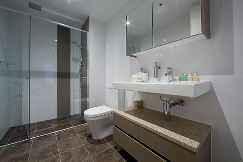 Accommodate Canberra Manhattan On The Park - Holiday Adelaide 1