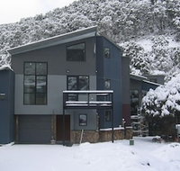 Snowstream 4 - Holiday Adelaide