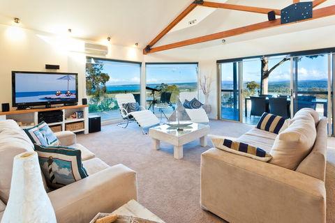 Pure Indulgence - Holiday Adelaide 5