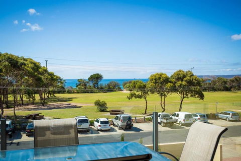 Seachange 3 - Holiday Adelaide 3