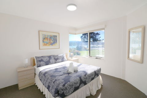 Pelican Waters - Holiday Adelaide 5
