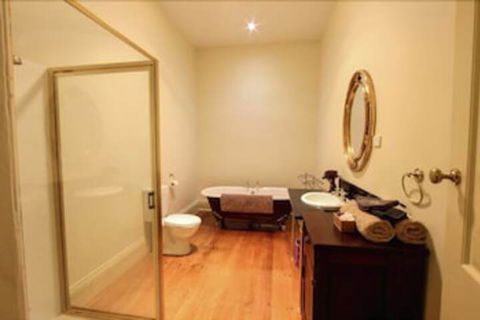 Bairnsdale Bed And Breakfast - Holiday Adelaide 4