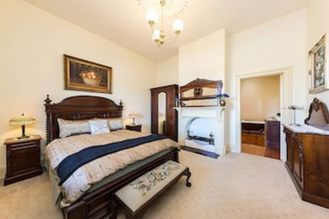 Bairnsdale Bed And Breakfast - Holiday Adelaide 5