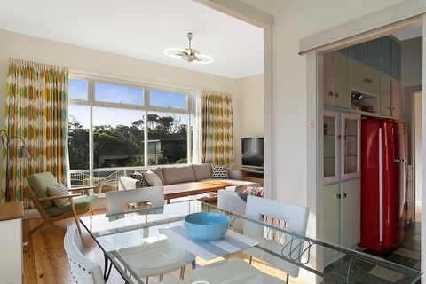 The 50's Beach House - Holiday Adelaide 6