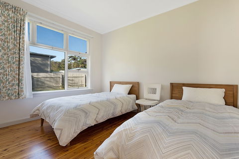 The 50's Beach House - Holiday Adelaide 2