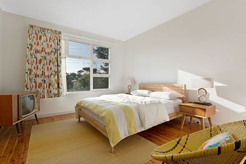 The 50's Beach House - Holiday Adelaide 5