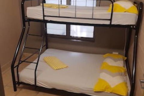 Down Under Hostels On Harriet - Holiday Adelaide 2