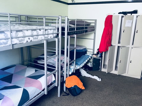 Coogee Beach House - Hostel - Holiday Adelaide 5