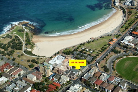 Coogee Beach House - Hostel - Holiday Adelaide 1