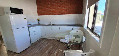 Beachcomber Holiday Units - Holiday Adelaide 6
