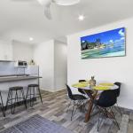Beachcomber Holiday Units - Holiday Adelaide 0