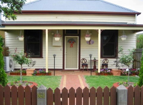 Bloomsbury Cottage - Holiday Adelaide 4