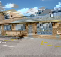 Hybiscus Waterfront Apartments - Holiday Adelaide