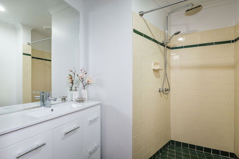 Cumquat House - Holiday Adelaide 6