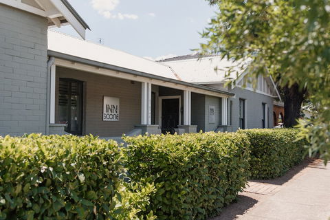 Inn Scone - Holiday Adelaide 0