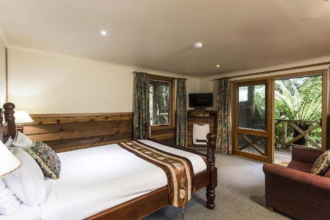 Cradle Chalet - Holiday Adelaide 5