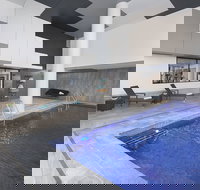 Courtyard by Marriott Brisbane South Bank - Holiday Adelaide