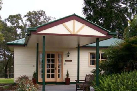 Snowy River Homestead - Holiday Adelaide 0