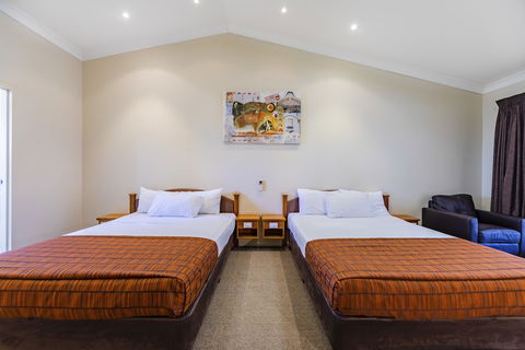 Roma Explorers Inn - Holiday Adelaide 3