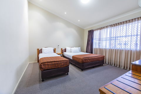 Roma Explorers Inn - Holiday Adelaide 6