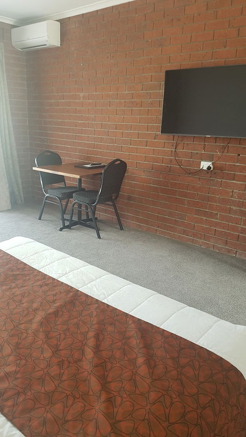 Ararat Colonial Lodge Motel - Holiday Adelaide 4