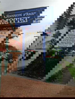 Cannon Park Motel - Holiday Adelaide 1