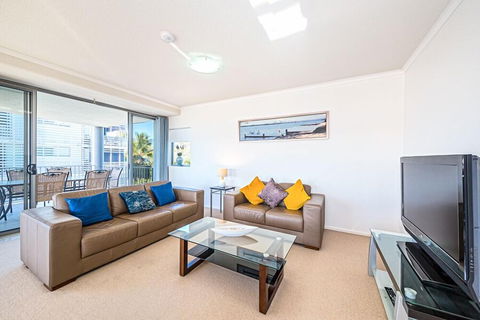 On The Bay Apartments - Holiday Adelaide 3