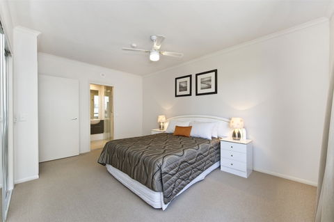 On The Bay Apartments - Holiday Adelaide 5