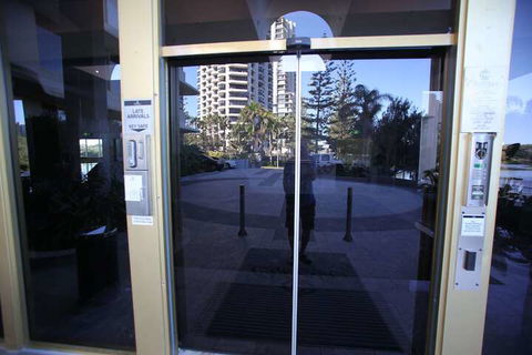Gold Coast Amor'e Luxury Sub Penthouse - Holiday Adelaide 1