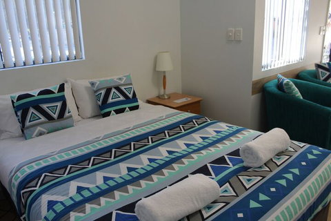 Mandurah Ocean Marina Chalets - Holiday Adelaide 5