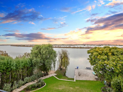 Muse On The Murray Pet Friendly - Holiday Adelaide 2