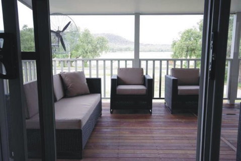 Broke Village Hideaway - Holiday Adelaide 6