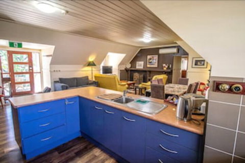 Gold Mine Guesthouse - Holiday Adelaide 4
