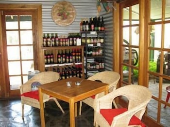 Stone Hut Cottage - Holiday Adelaide 1