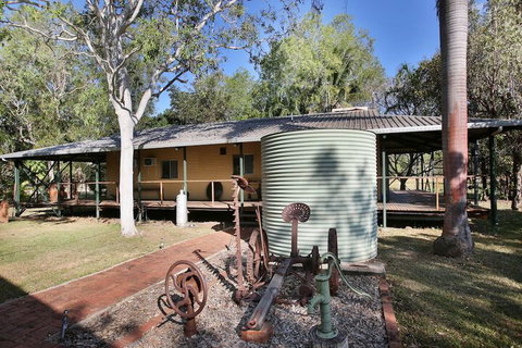 Berry Creek Bush Retreat - Holiday Adelaide 1