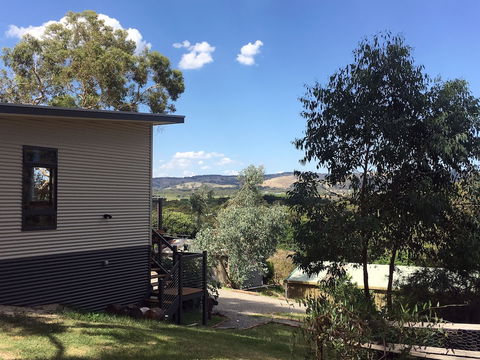 Karawatha Cottages B&B - Holiday Adelaide 3